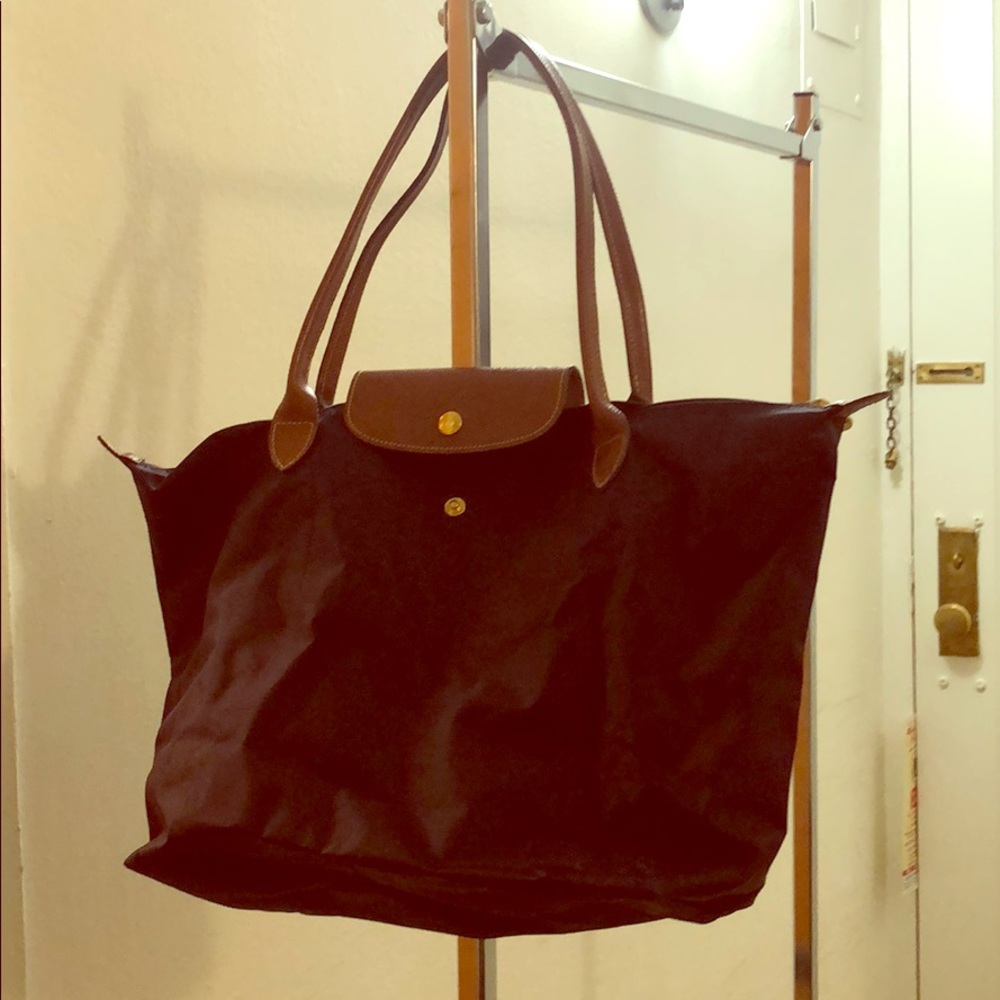 Longchamp tote like new